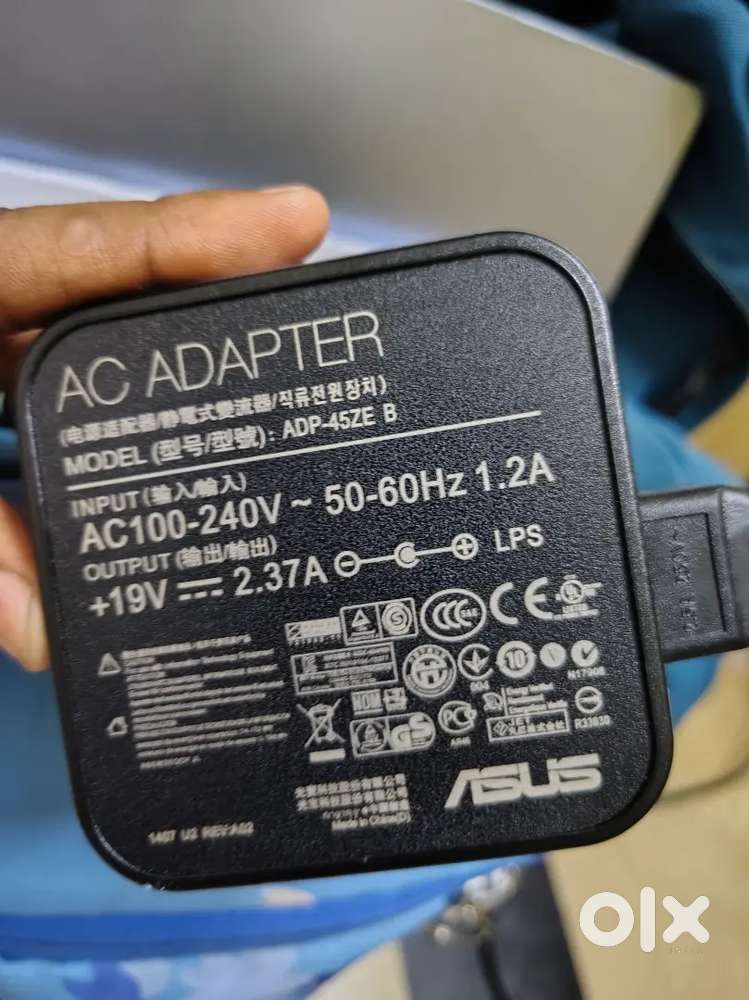 Original ASUS 45W Laptop Charger  19V 2.37A  Brand New  Unused
