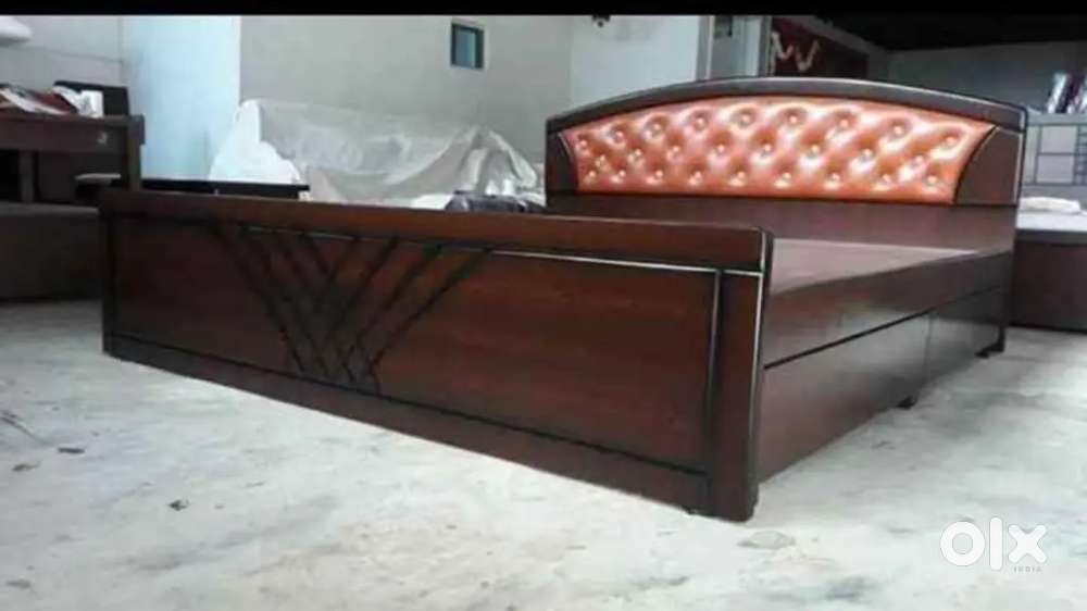Brand new luxurys model queen size with storage with 3 year warranty