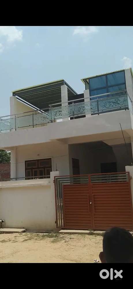 Bahut achcha location hai gangadeep Pani Tanki ke paas