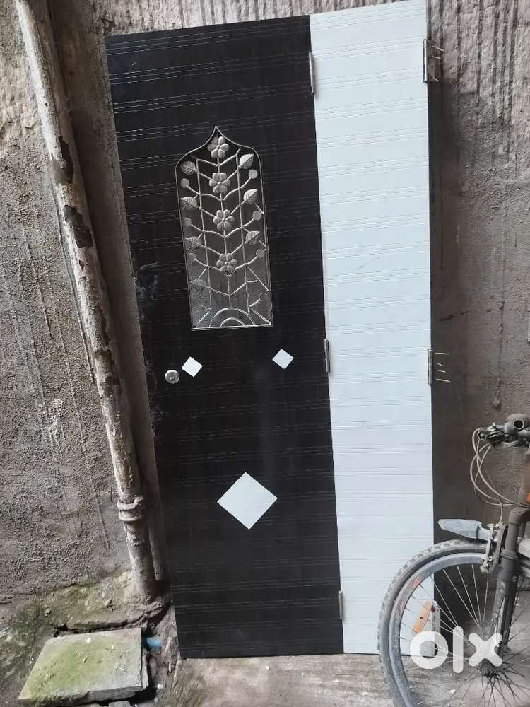 Safety door