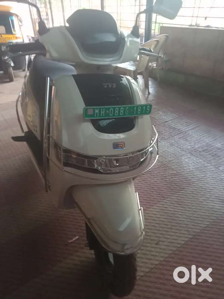 Latest 2.0 version 75 km range iqube selling