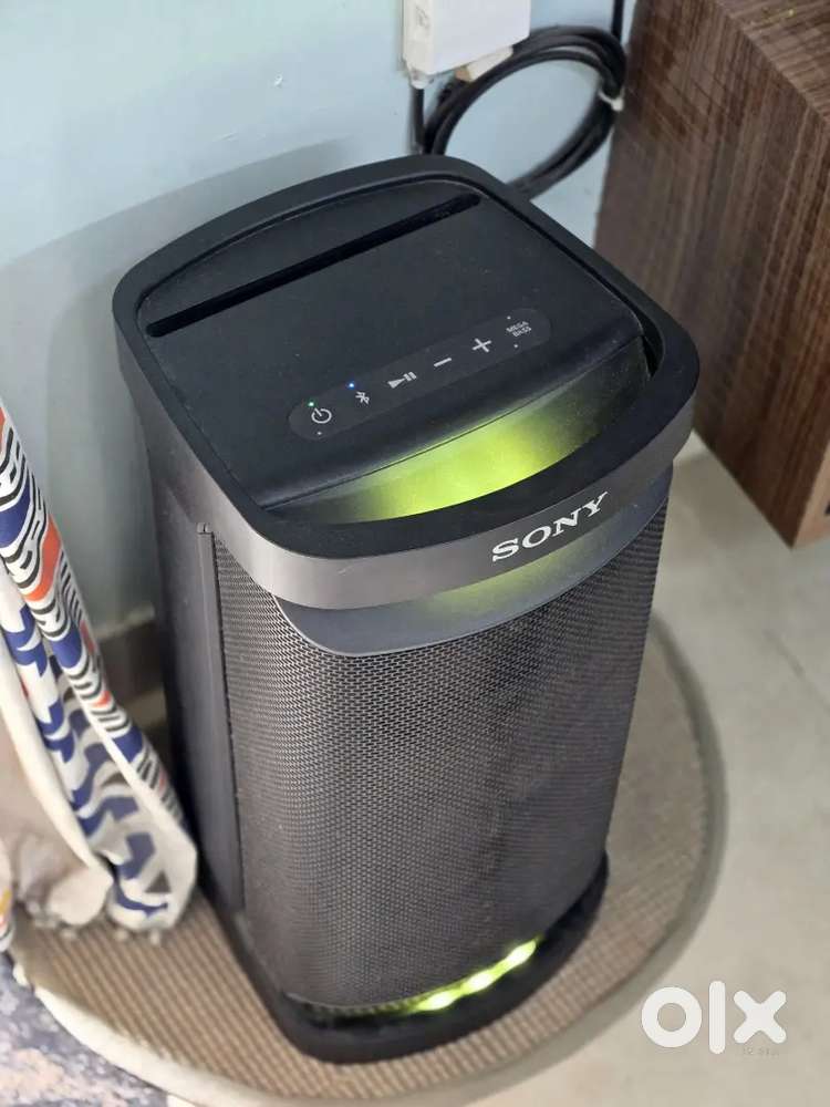 Sony New SRS-XV500 Wireless Portable Bluetooth Karaoke Party Speaker