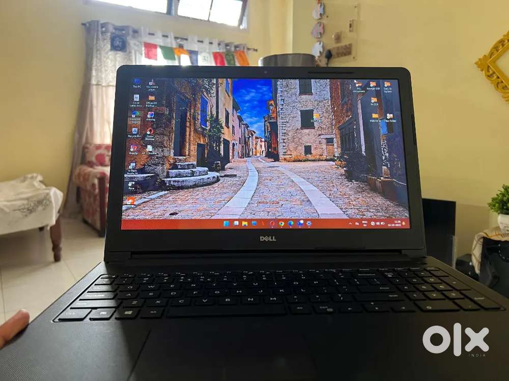 DESKTOP-2EGHMFV

Inspiron 15-3552