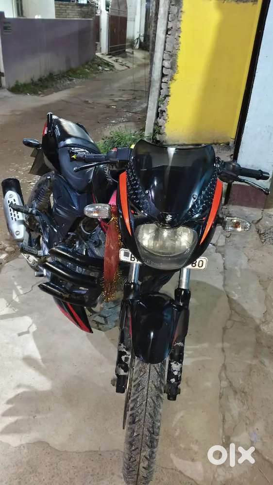 Pulsar 150
