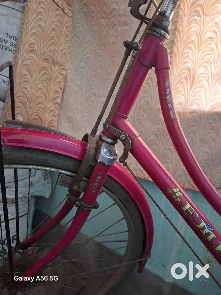 HERO Ladies cycle, very good running condition