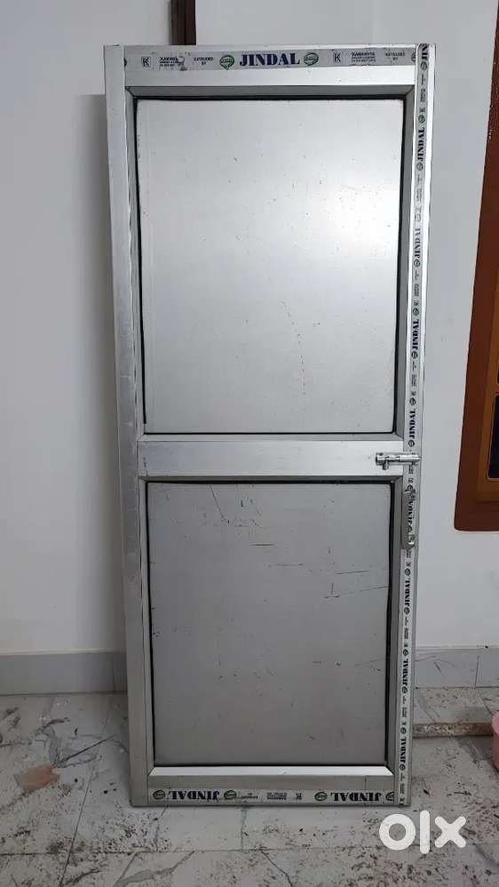 Aluminium door
