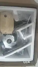 Cloth cutting machine
