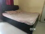 Urgent Sale 2 Hydraulic Beds with Storage