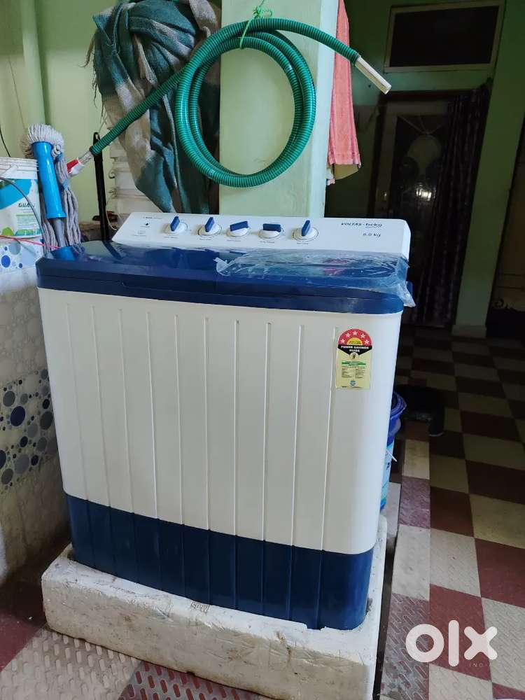 Semi automatic voltas washing machine for sale