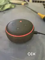 Alexa 3rd gen with, good quality, everything is working