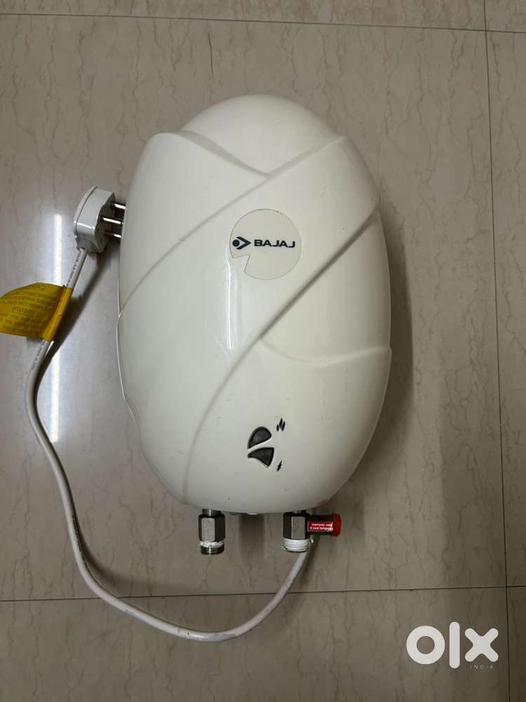 Bajaj Flora Instant 3 ltr. Water Heater