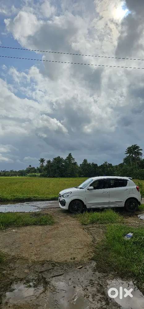 Free . Good and Neat Car with Friendly driver