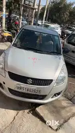 Maruti Suzuki Swift 2011/12 Petrol 96000 Km Driven all good condition