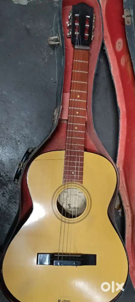 Guitar with good condition