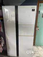 Samsung refrigirator 2 door