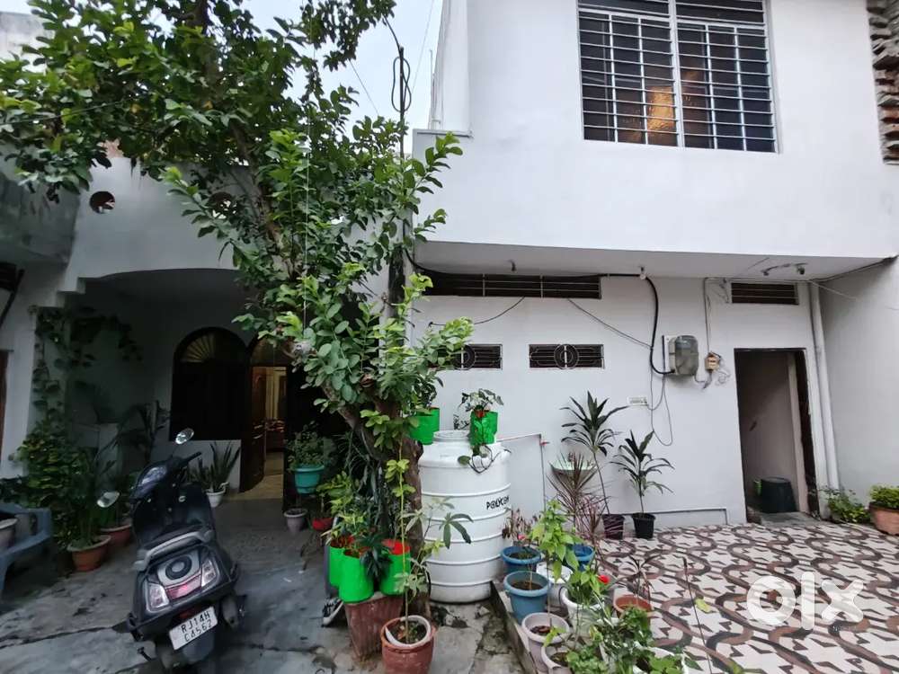 Independent house of 208 Gaj on sale in Hasanpura C