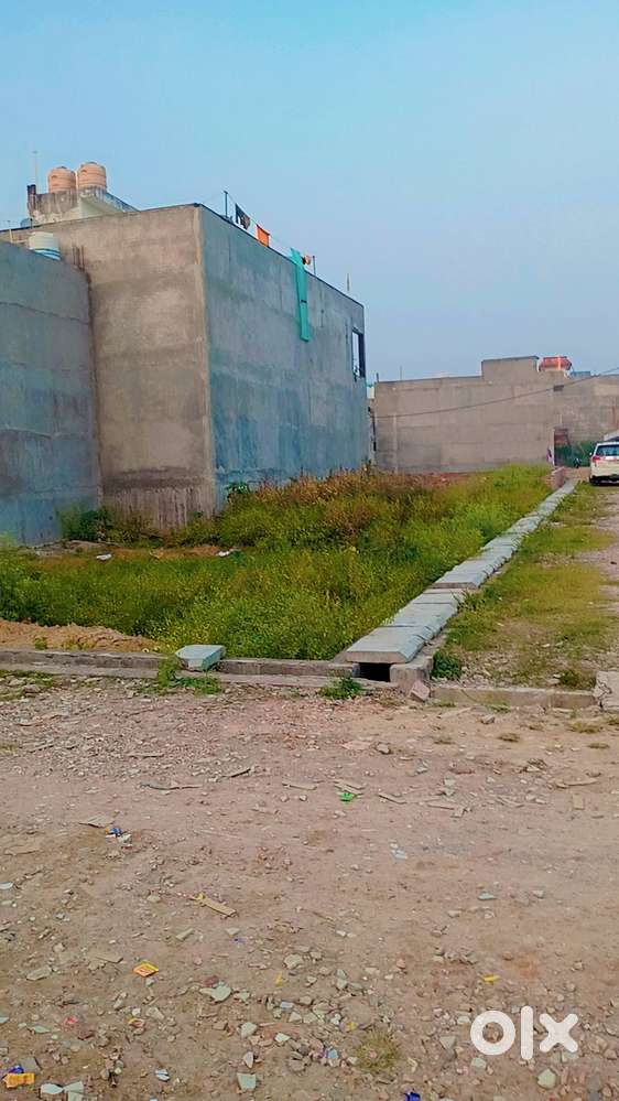 Plot available Gomti Nagar extension