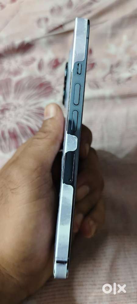 Brand new condition 13pro 92%battry health