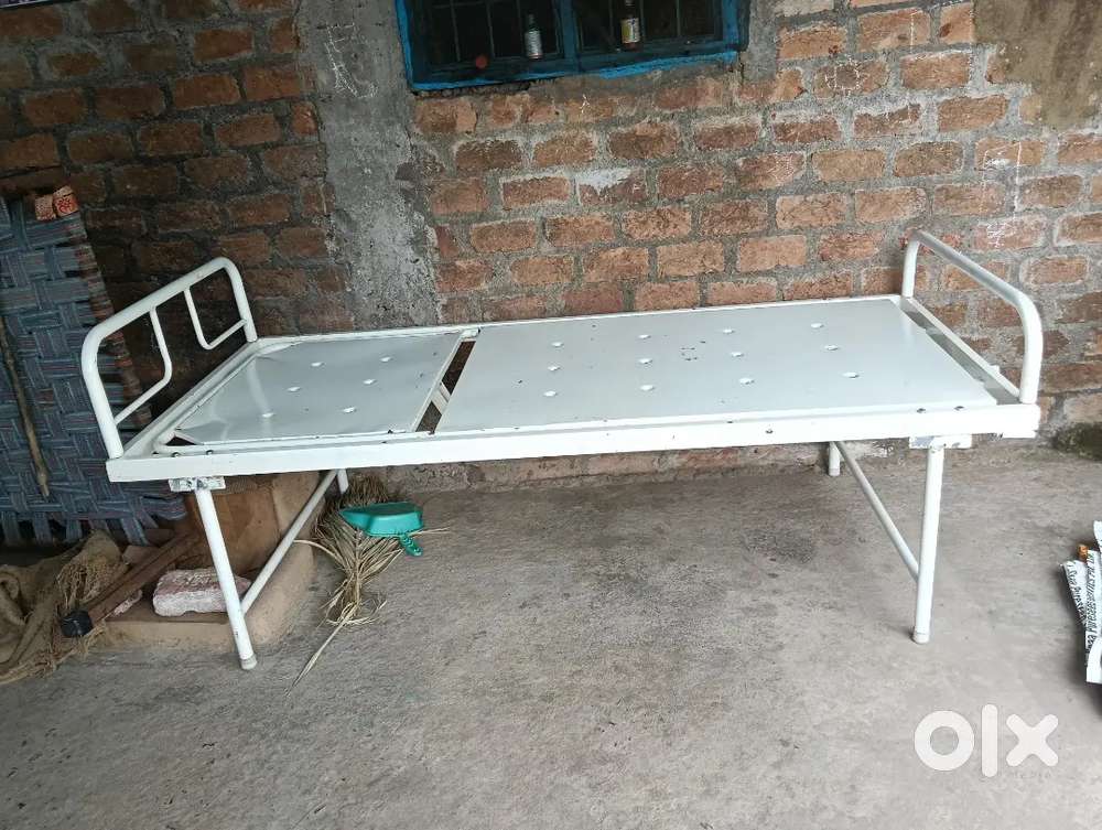 Hospital bedd for pesaint