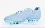 Football shoes/ studs/boots