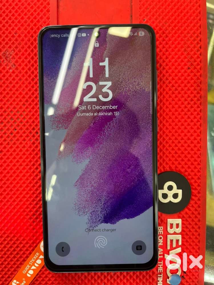 Samsung s21fe 5g 8/256 gb