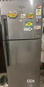 Whirlpool 4 star refrigerator (fridge)