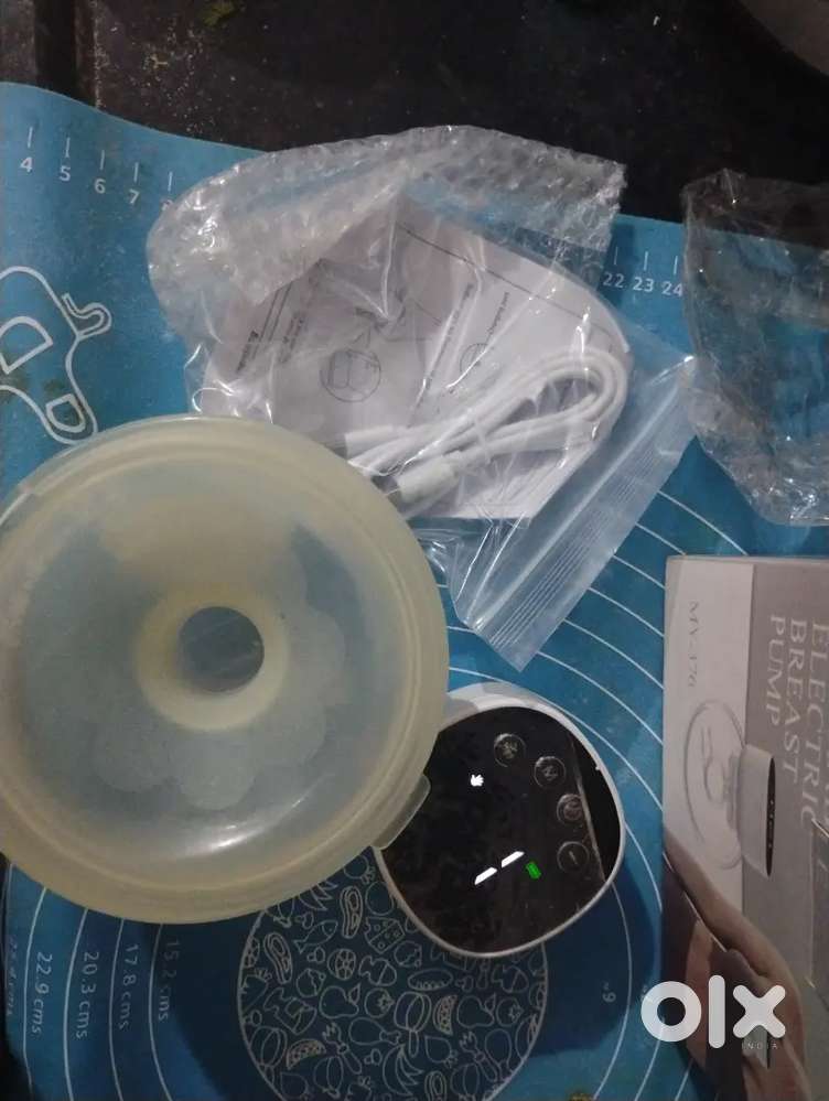Electric breast pump
