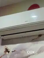 Hitachi AC in good condition ( 1.5 tonn)