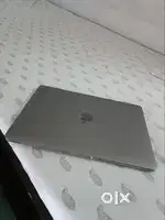Macbook pro M2 2022 with touchbar -16GB RAM and 256 SSD