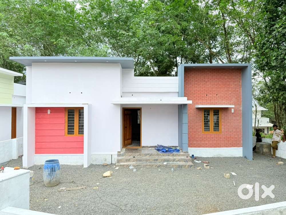 03 BHK HOUSE FOR SALE NEAR NJALIYAKUZHI
