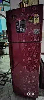 Videocon 2017 model, 330 litre capacity, double door refrigerator
