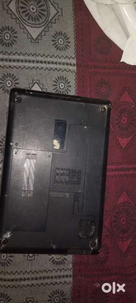 Hp laptop i3 4gb ram 1.5 year