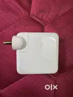 MACBOOK ADAPTER (70WATT)