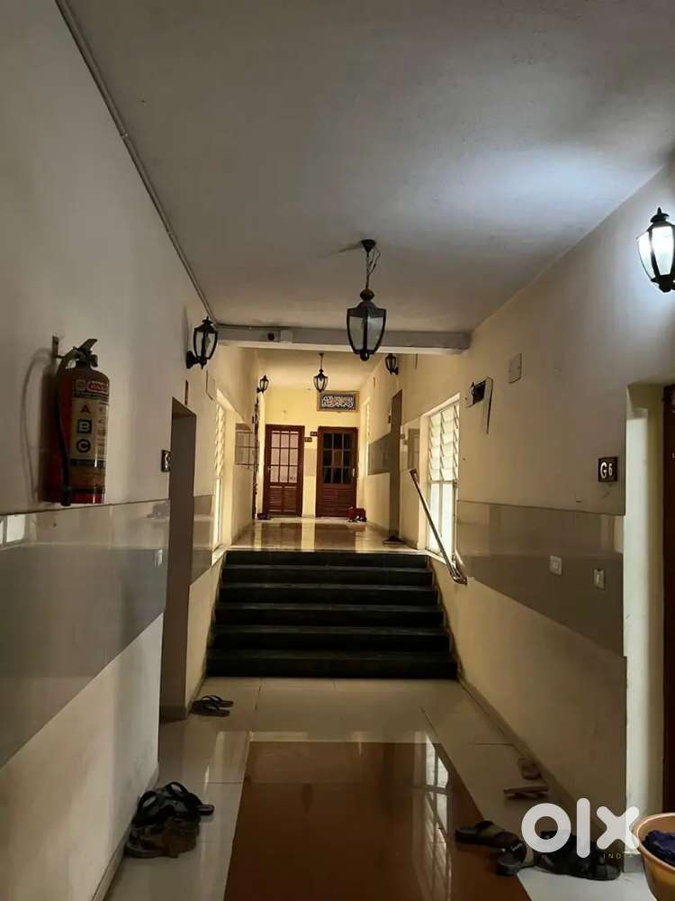 1st floor 2bhk Luxury Apartment Tennur city prime location.