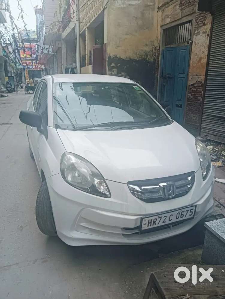 Honda Amaze 2015 cng