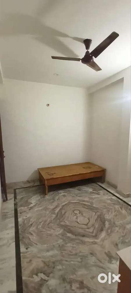 Room for rent available for single person