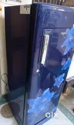 215 LTR WHIRLPOOL FRIDGE JUST LIKE NEW