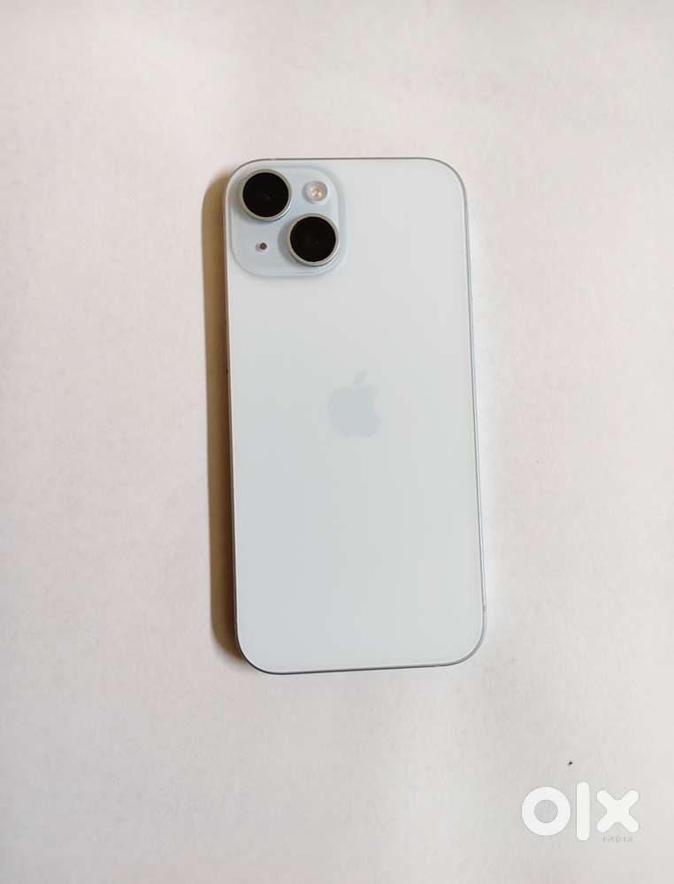 iPhone 15 (128GB)