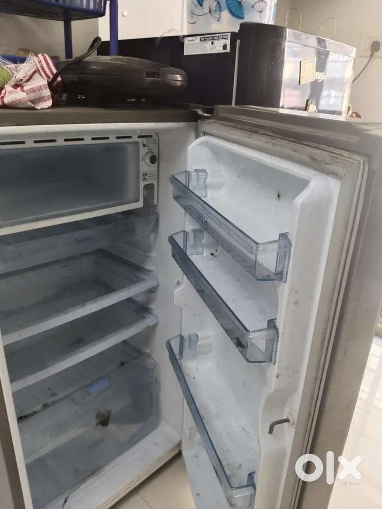single door fridge