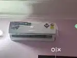 1 month old SPlit AC