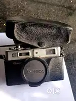 Antic roll camera