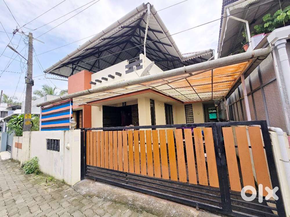 2BHK 750 SQFT 3Cent 6Year Old House for Sale Neericode Varapuzha