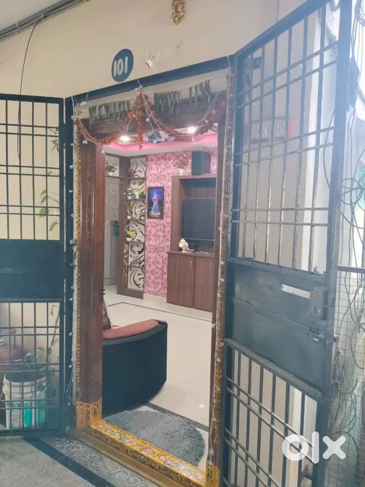 4 years old full furniture