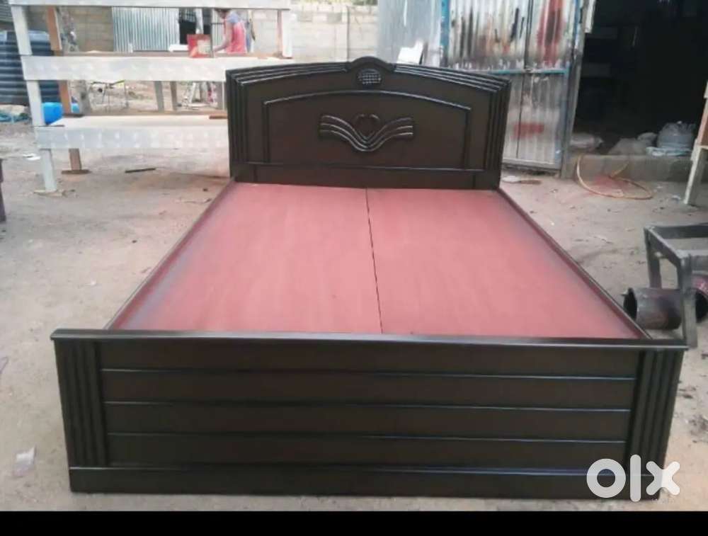 Brand new 5x6 queen wooden double cot only 6500 mattress 3500