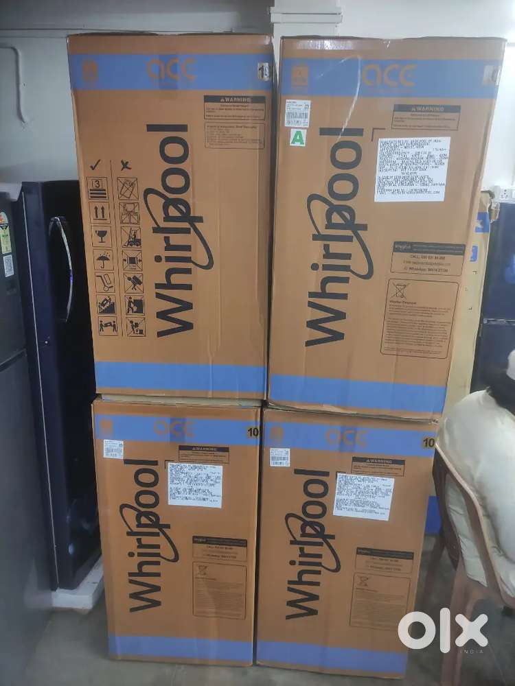 Whirlpool semi automatic washing machine