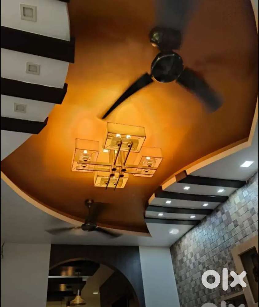 Newly full independent builder flour available near nirala nagar