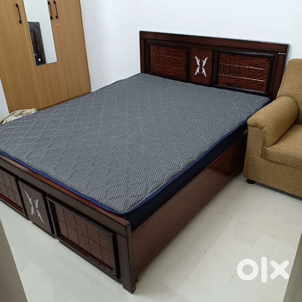Mountain Furniture new brand queen size cot with wholesale price