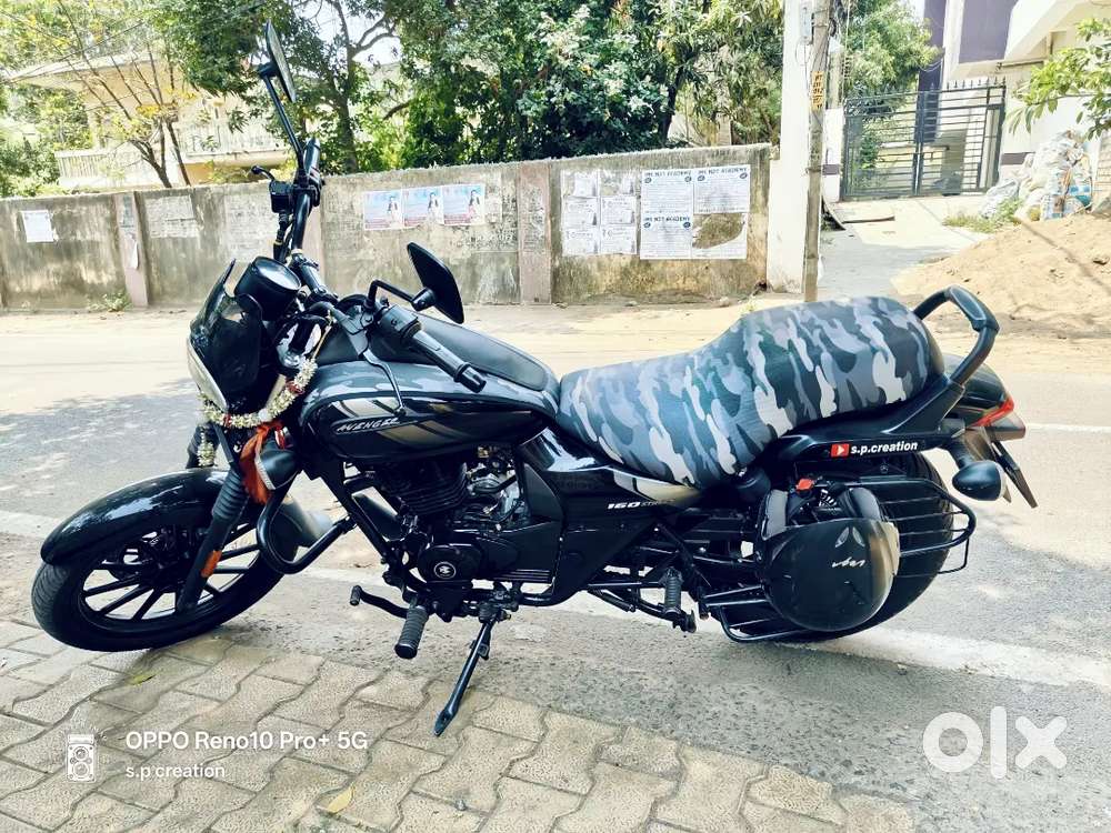 Avenger 160 street