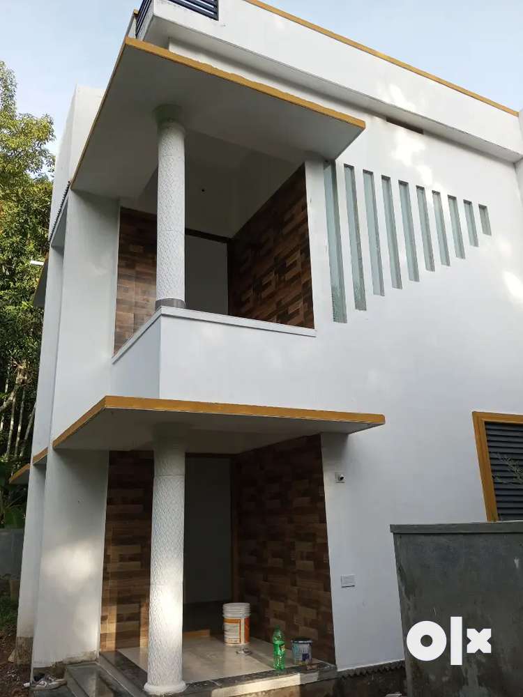 3 BHK SEMI FURNISHED HOUSE FOR SALE