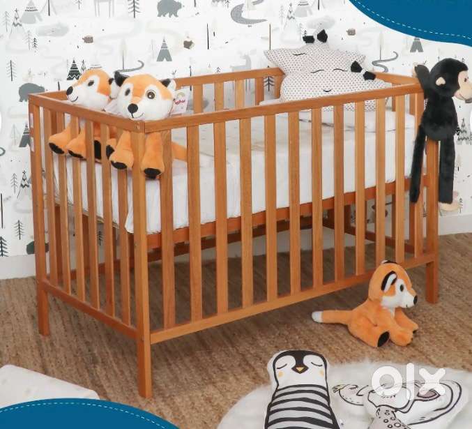 New Mothercare BABY Cot and mattress (0-3 years)